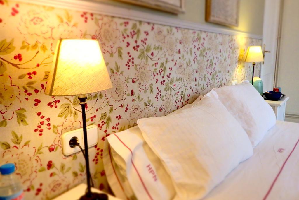 Hostal Poblenou 바르셀로나 외부 사진
